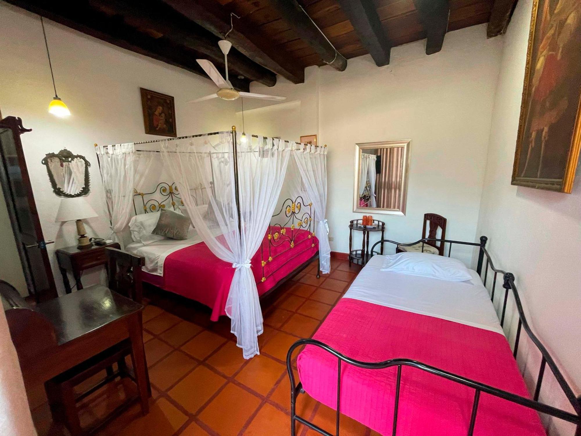 Casa Colonial Serrezuela Cartagena Exterior photo