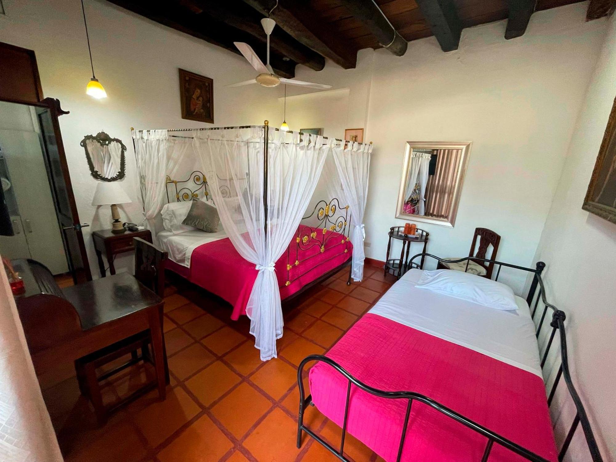 Casa Colonial Serrezuela Cartagena Exterior photo